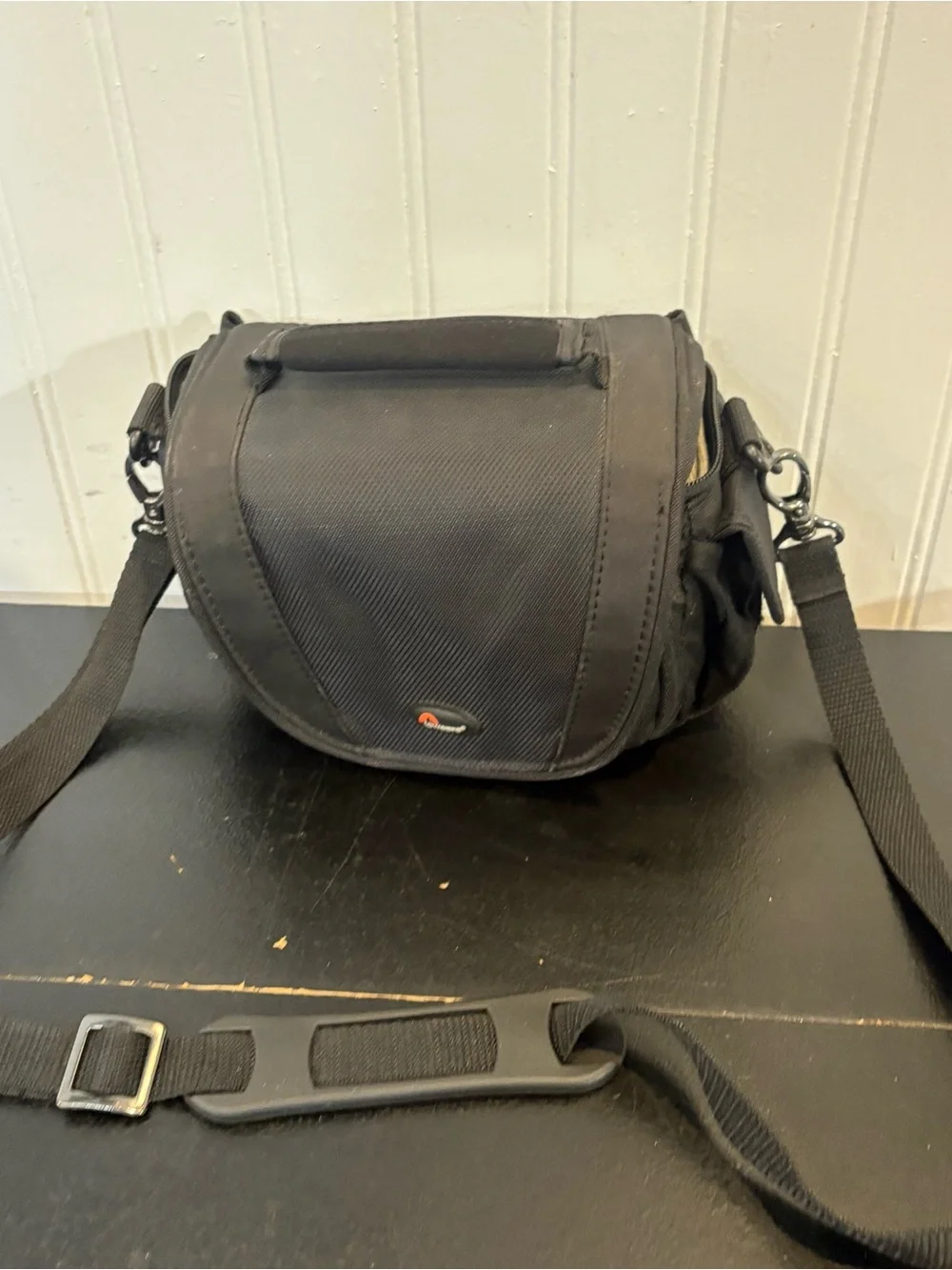 Lowepro Edit 110 Small Camera Bag For Handycam Camcorder Camera Black